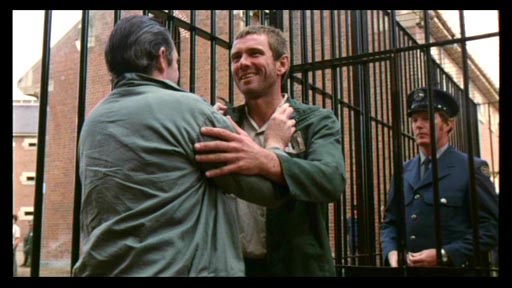 Hoowink - John Hargreaves as Martin Stang feels an old friend